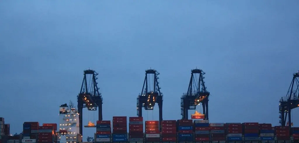 中遠海運 COSCO